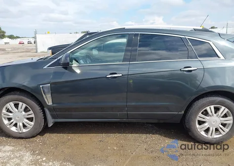 2015 Cadillac Srx Luxury Collection z USA, uszkodzony, nr VIN 3GYFNEE32FS522586